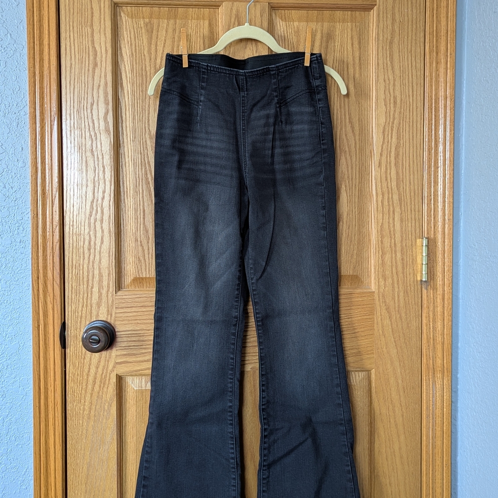 Knox Rose Pull-On Black Flared Jeans